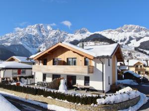 Fotografia z galérie ubytovania Modern Holiday Home in Leogang with Private Sauna v destinácii Leogang + 24 fotografií