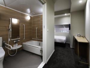 ห้องน้ำของ Shinjuku Granbell Hotel