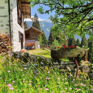 Снимка в галерията на Baita - Chalet tra Pinzolo e Madonna di Campiglio в Мадона ди Кампильо