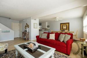 Gallery image of TIDES BEACH PARADISE best served patch of beach in Jacksonville Beach