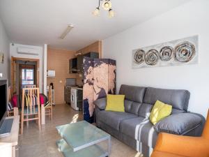 O zonă de relaxare la Lovely Apartment in Aguadulce near Playa da Ventilla