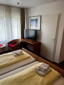 Un pat sau paturi într-o cameră la Apartment Nordland für 2 Personen 402, 408, 409