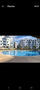 Bazén v ubytování Appartement costa mar Martil nebo v jeho okolí