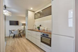 Residence Center of Paris by Studio prestige