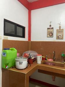 Küche/Küchenzeile in der Unterkunft Friendly Transient House