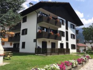 Budova, v ktorej sa apartmán nachádza