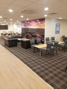 Business area at/o conference room sa Britannia Hotel Aberdeen