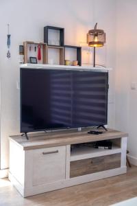 TV a/nebo společenská místnost v ubytování GuestReady - Panoramic Mountain Escape + 33 fotografií