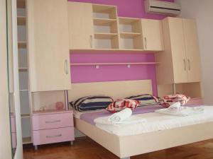 Kuchyň nebo kuchyňský kout v ubytování Apartments Kiro