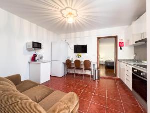 Kuchyň nebo kuchyňský kout v ubytování GuestReady - Machico sea view residence - B