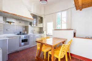 Kuchyň nebo kuchyňský kout v ubytování Cerchi 3