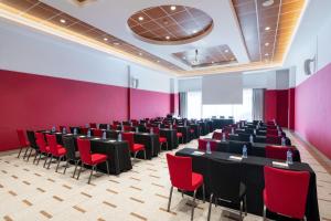 The business area and/or conference room at Alexandre FrontAir Congress