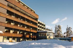 Hotel Valaisia Crans Montana, a Faern Collection Resort durante l'inverno
