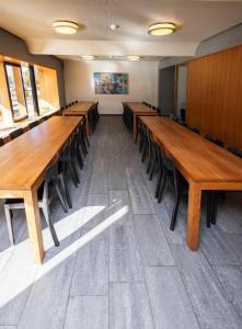 Zona business o sala conferenze di Baden Youth Hostel