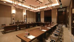 大理洱海天域英迪格酒店商务区和/或会议室