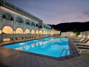 Bazén v ubytování Meandros Boutique & Spa Hotel - Adults Only nebo v jeho okolí