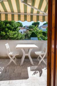 Fotografie z fotogalerie ubytování M370 - Marcelli, delizioso monolocale con terrazzo v destinaci Marcelli