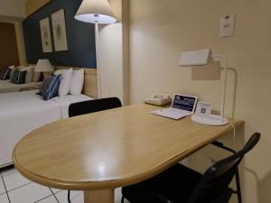 TV a/nebo společenská místnost v ubytování Hotel Reymar Express