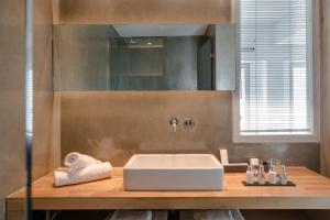 Um banheiro em Grace Mykonos