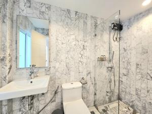Ένα μπάνιο στο 39 Living Pattaya +67 φωτογραφίες