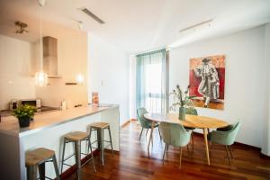 Kép AZZ Sevilla Torre de la Plata Apartamentos szállásáról Sevillában a galériában