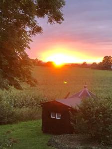Alba o tramonto visti dall'interno dell'appartamento o dai dintorni