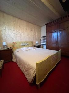 Ліжко або ліжка в номері Trassilico Casa vacanze montagne verdi in Garfagnana Toscana Lucca