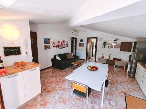 Kuchyň nebo kuchyňský kout v ubytování Silla House - A due passi dal lago + 19 fotografií