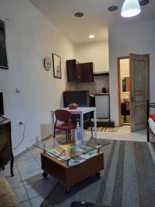 TV a/nebo společenská místnost v ubytování Cosy House