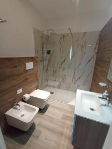 Koupelna v ubytování BariVera rooms