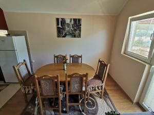 Φωτογραφία από το άλμπουμ του Apartment Osmajic σε Pluzine