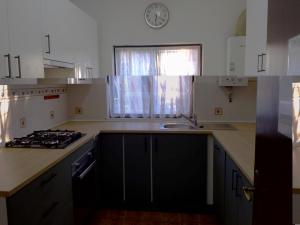 Η κουζίνα ή μικρή κουζίνα στο Casa Margarita +11 φωτογραφίες