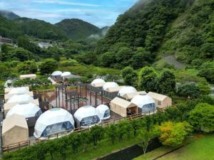 Příroda nedaleko hotelu + 9 fotografií