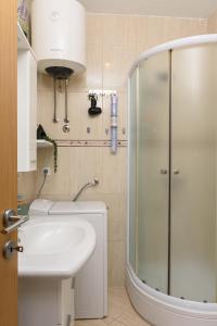 Koupelna v ubytování GOLDY GREEN