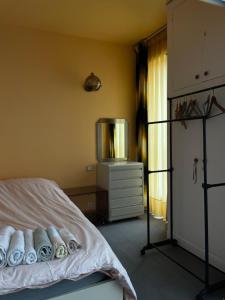 Posteľ alebo postele v izbe v ubytovaní Big apartment with terrace & central location