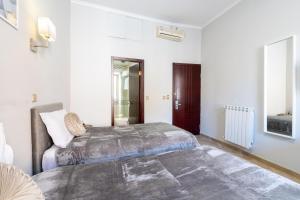Gallery image of ESQUILINO HARMONY GUESTHOUSE - close to COLOSSEUM in Rome