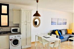 Küche/Küchenzeile in der Unterkunft Studio für 3 Personen ca 50 qm in Oasis del Sur, Teneriffa Südküste von Teneriffa