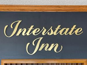 Certifikát, hodnocení, plakát nebo jiný dokument vystavený v ubytování Interstate Inn