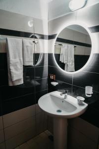 Kylpyhuone majoituspaikassa Bujtina ANLU