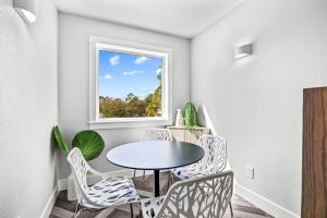 Fotografie z fotogalerie ubytování Sojourn Corolla 6 Bedroom POOL v destinaci Corolla