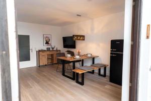 Kuchyň nebo kuchyňský kout v ubytování Ferienwohnung Ausklang - Todtnauberg, Feldberg