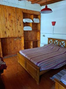 Кровать или кровати в номере ALOJAMIENTO SERRANO