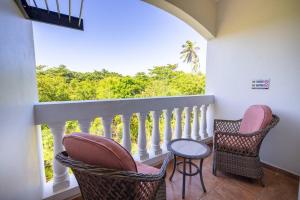 Μπαλκόνι ή βεράντα στο Golden Dream Villas & Studio A/B Pool View