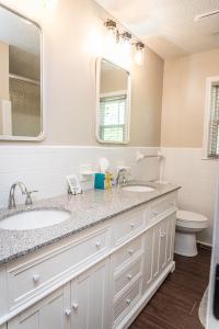 Koupelna v ubytování Bellfield Retreat + 19 fotografií