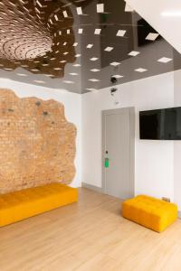 Μια τηλεόραση ή/και κέντρο ψυχαγωγίας στο Hostal Juliette-Gran Vía