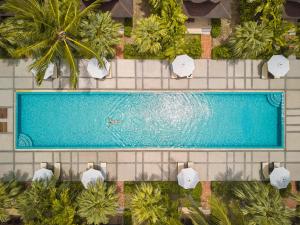 Bazén v ubytování TUI BLUE The Passage Samui Pool Villas with Private Beach Resort nebo v jeho okolí