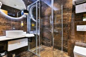 Koupelna v ubytování Hotel Boka