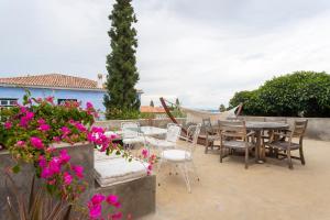 Aed väljaspool majutusasutust Spetses Estia Orloff