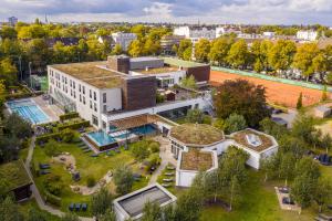 Bazén v ubytování Aspria Hamburg Uhlenhorst Sport & Spa nebo v jeho okolí