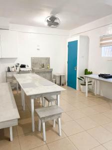 Köök või kööginurk majutusasutuses Caleo Boracay Island Station 3